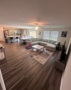 405 Hardwick Dr #NA - Photo 2 of 8