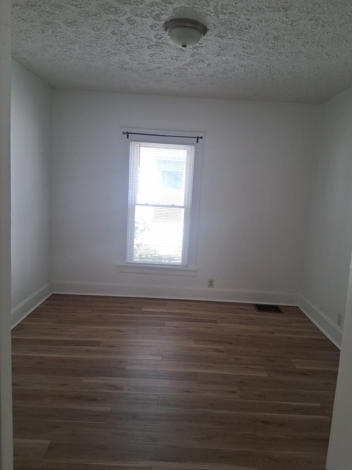 72 S 4th Ave #NA - Photo 5 of 13