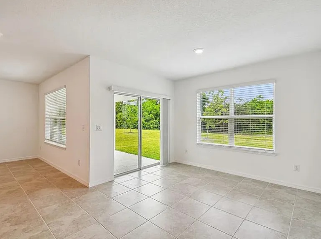 3819 Capri Coast Dr #NA - Photo 4 of 23