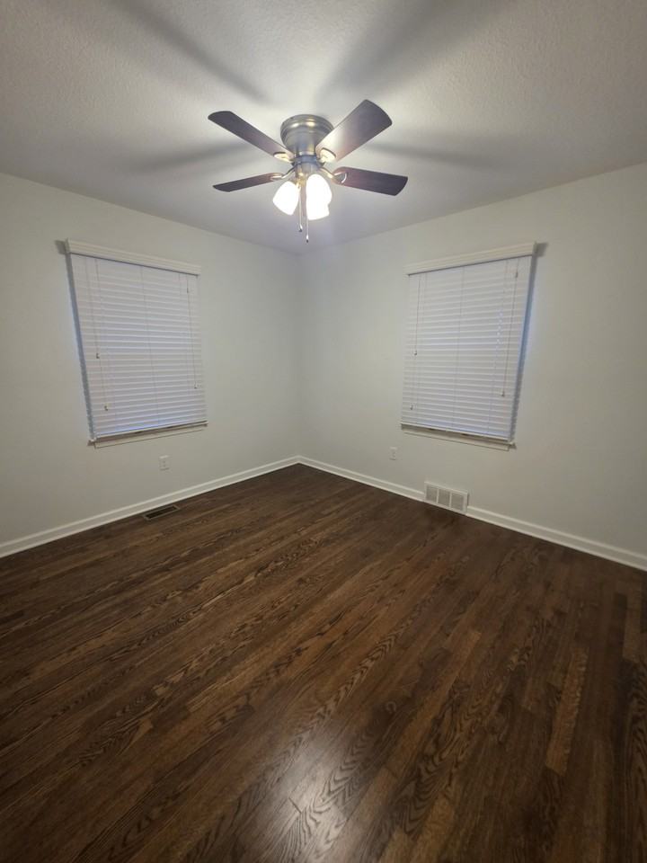 206 Sw 4th St #NA - Photo 3 of 15