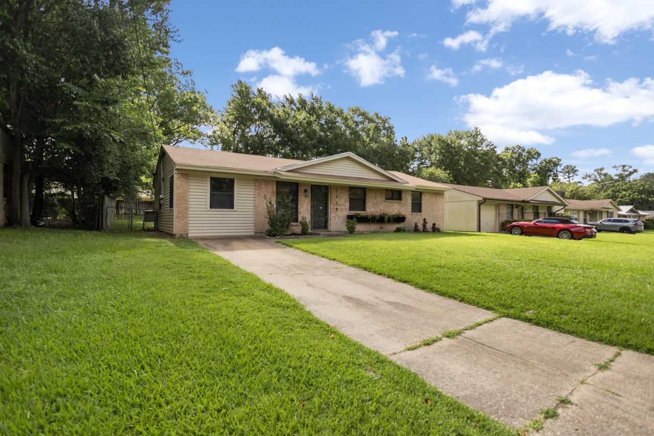 3808 Appletree Ln #NA