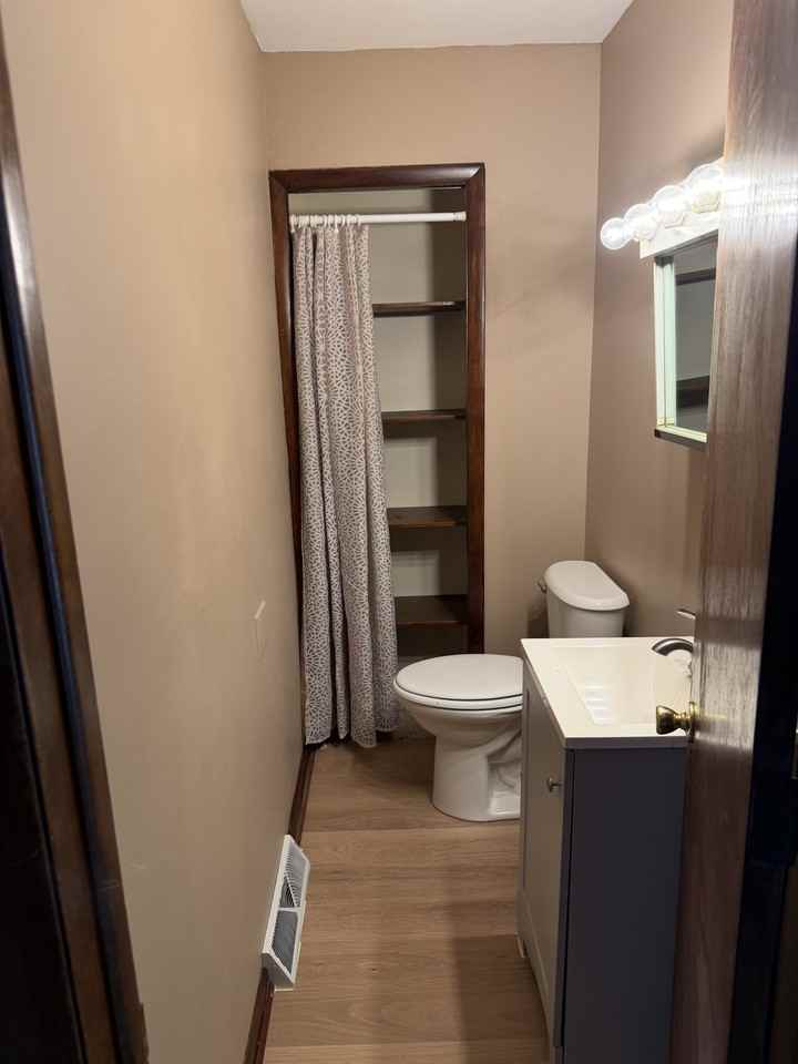 811 N Fayette St #813 - Photo 3 of 10