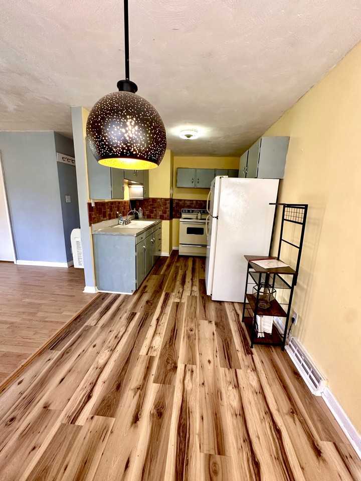 151 Gray Leaf Cir #NA - Photo 4 of 10