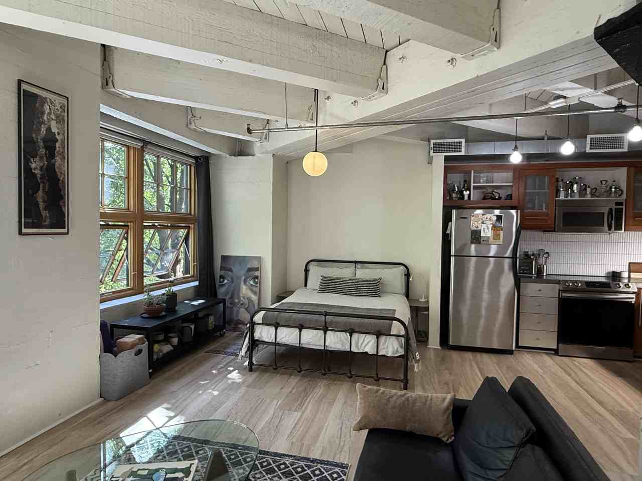 1420 Nw Lovejoy St #211 - Photo 6 of 20