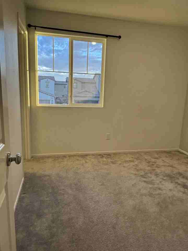 11114 Guaranda Pl #NA - Photo 5 of 20