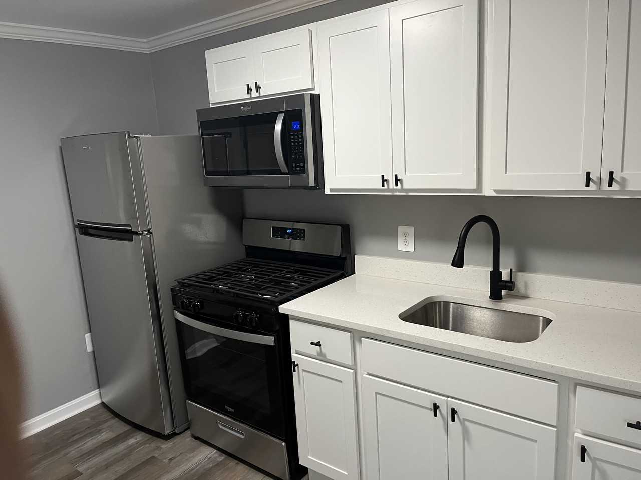 3017 E Federal St #2ndFL - Photo 7 of 8