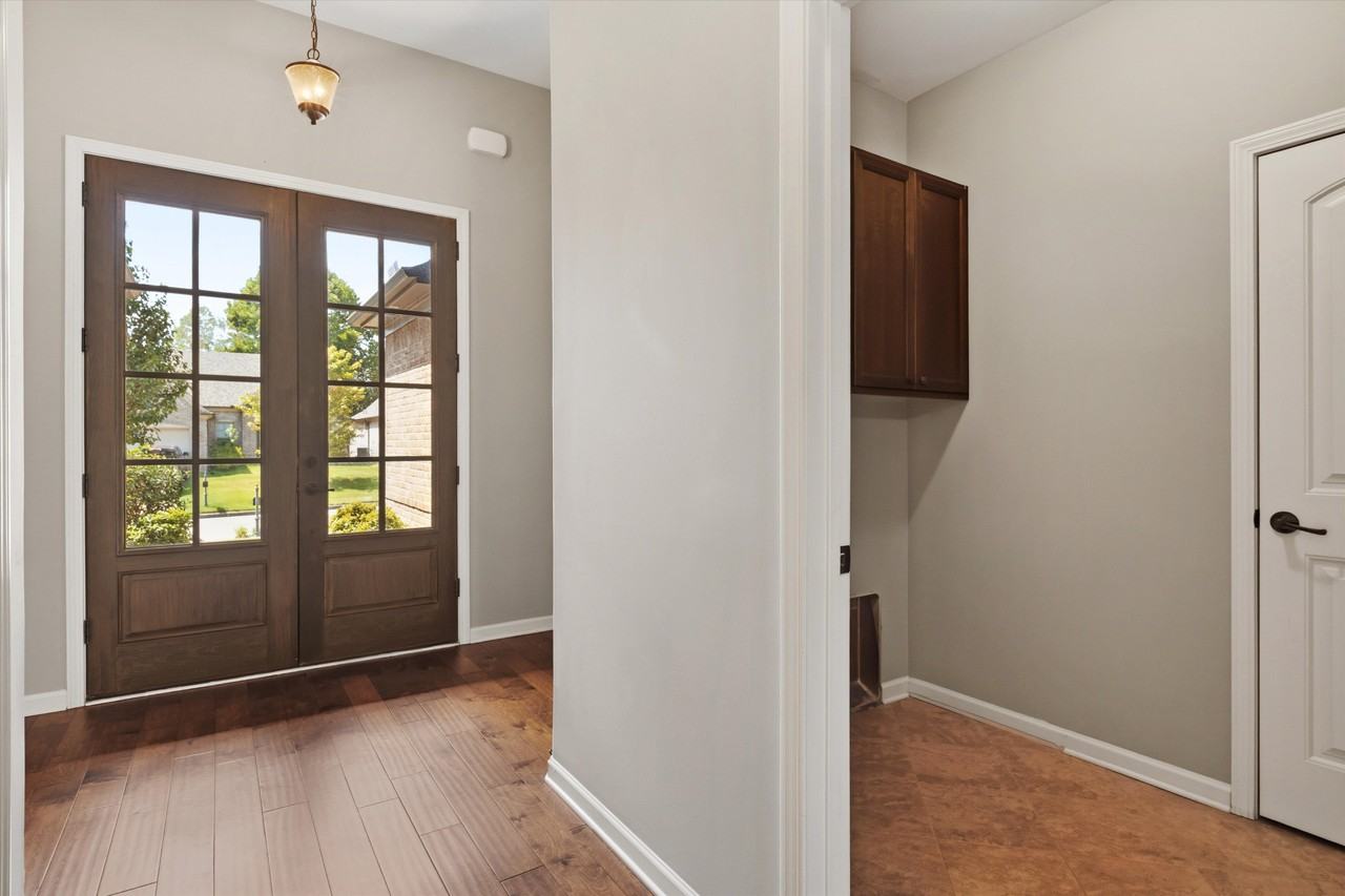 215 Dogwood Spring Dr #NA - Photo 4 of 20