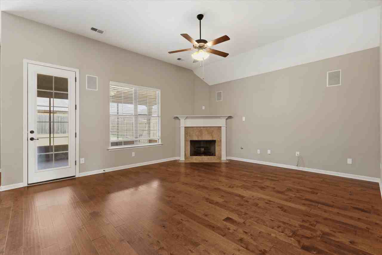 215 Dogwood Spring Dr #NA - Photo 6 of 20
