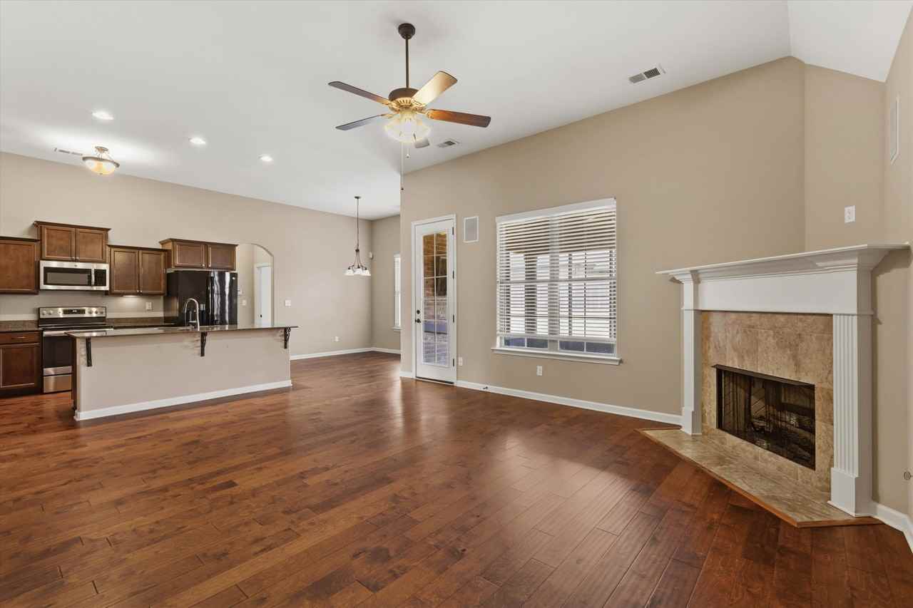 215 Dogwood Spring Dr #NA - Photo 7 of 20