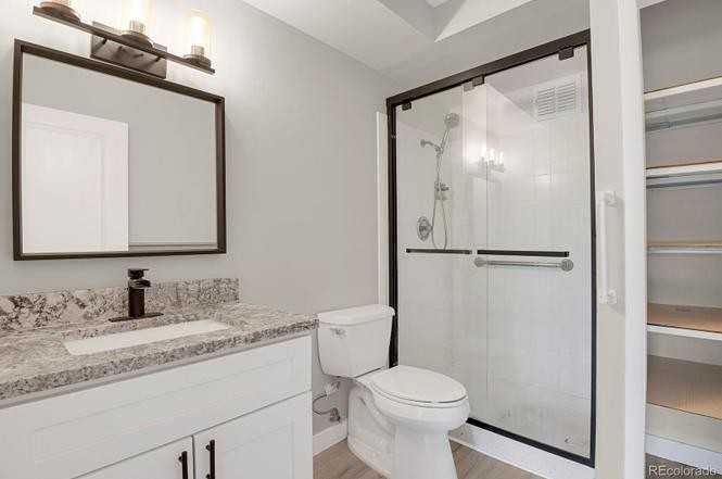 13618 E Bethany Pl - Photo 3 of 17