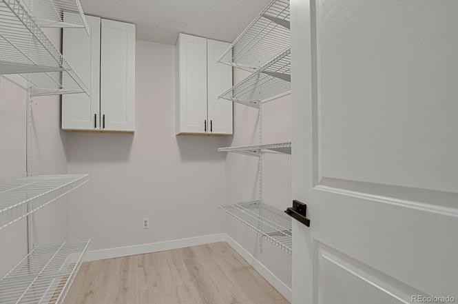 13618 E Bethany Pl - Photo 6 of 17