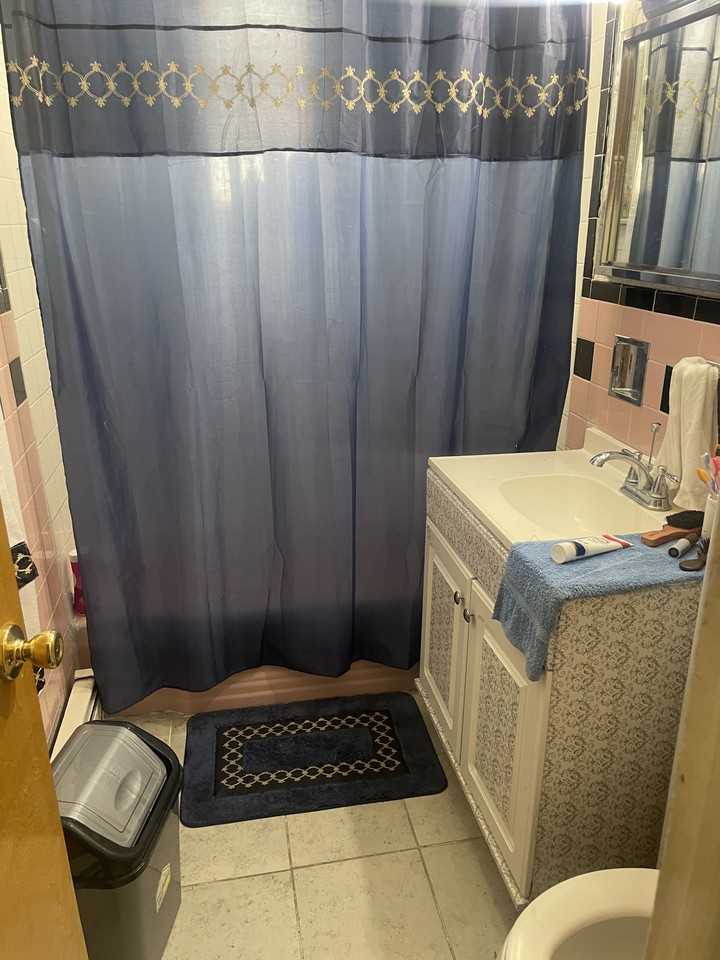 161 W 20th St #2 - Photo 6 of 6