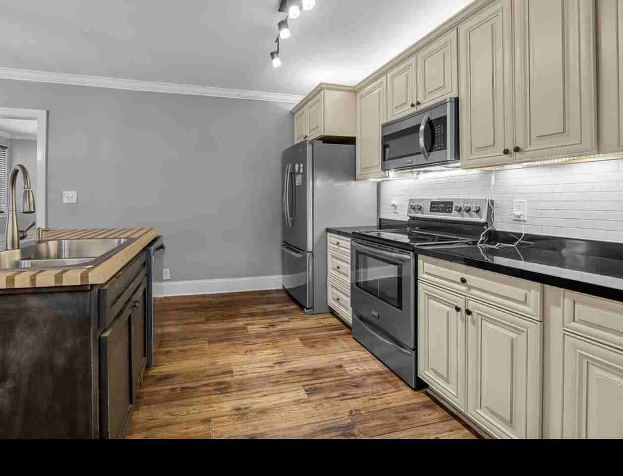 17 Crystal Ave #NA - Photo 5 of 18