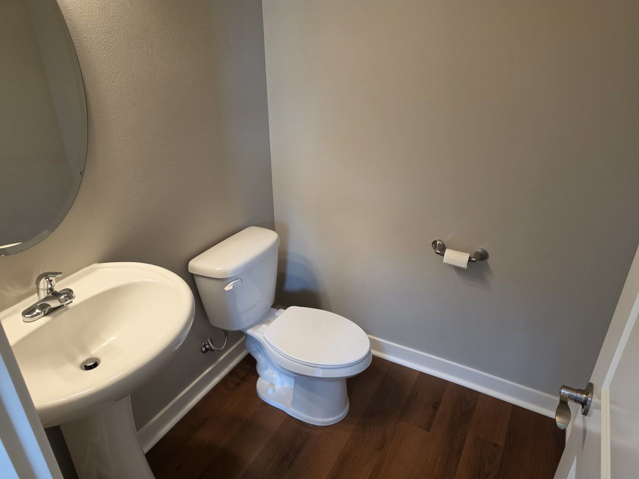 736 Freedom Ct Se #NA - Photo 4 of 23