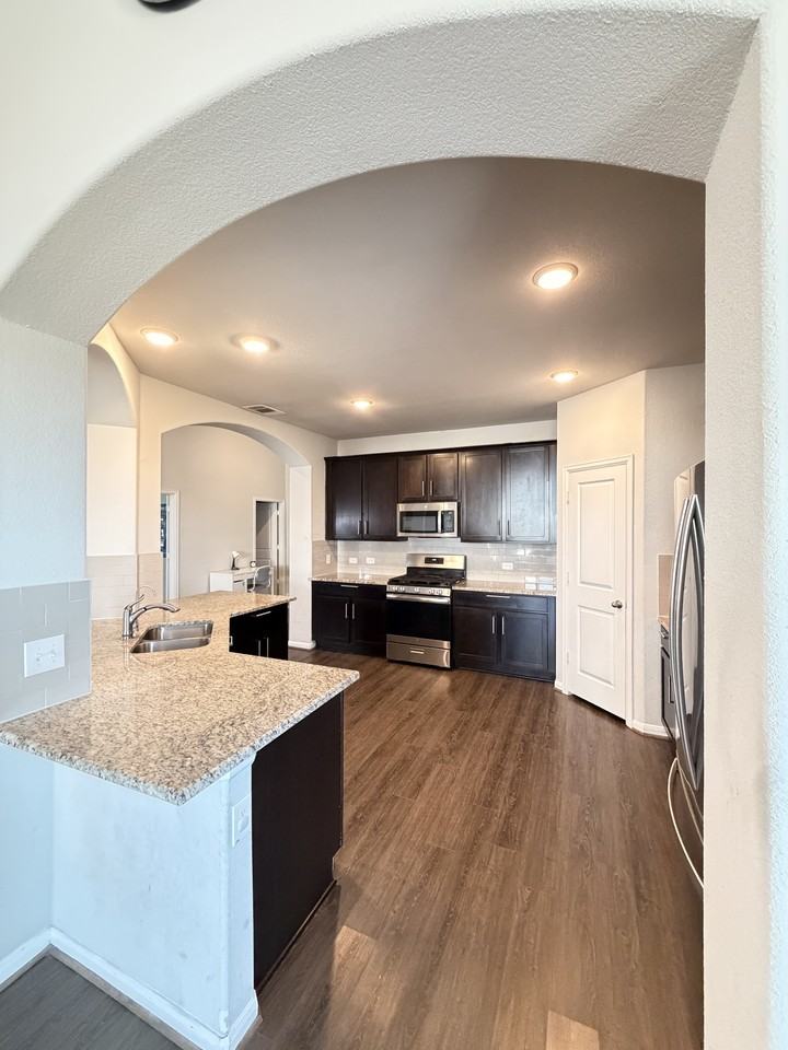 664 Leadtree Loop #NA - Photo 7 of 21