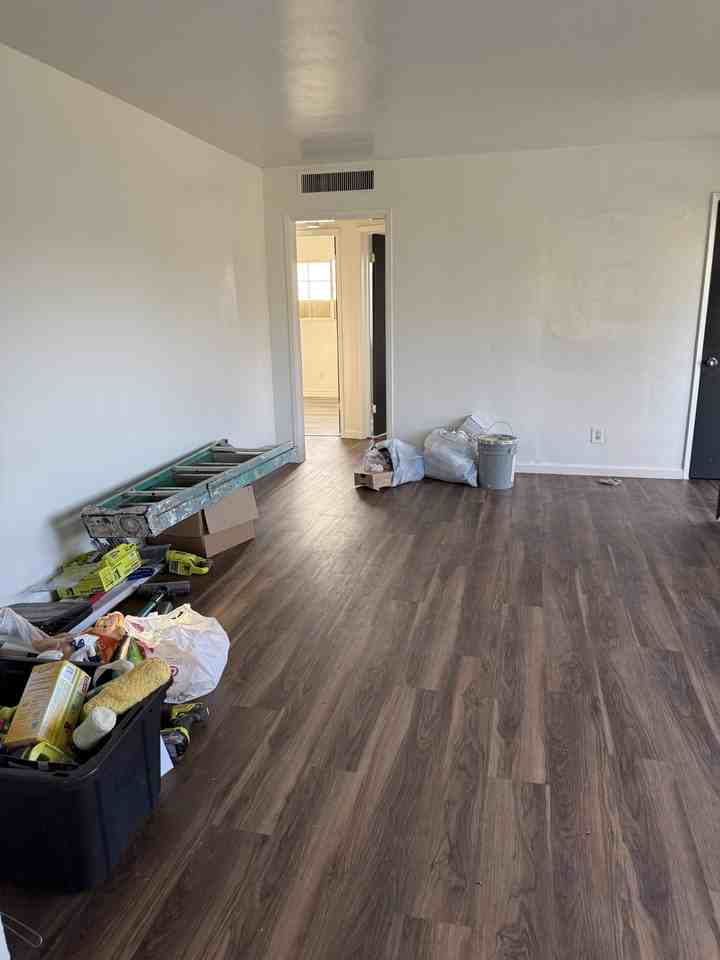 921 Yale Ave #NA - Photo 2 of 10