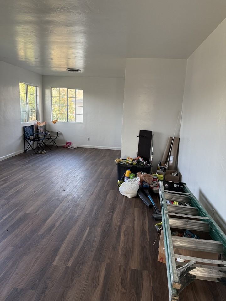 921 Yale Ave #NA - Photo 7 of 10
