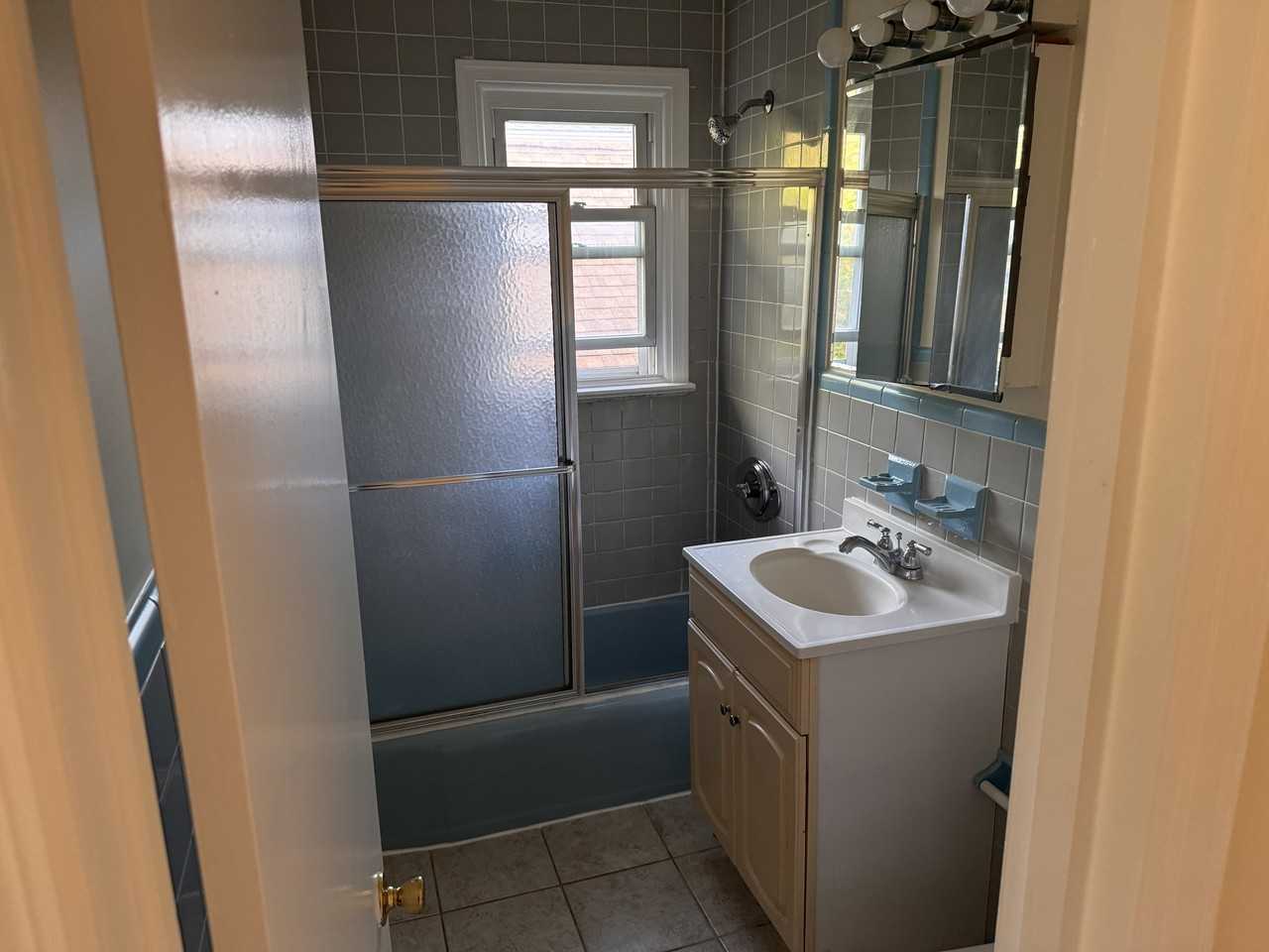 240 69th St #2 - Photo 5 of 11