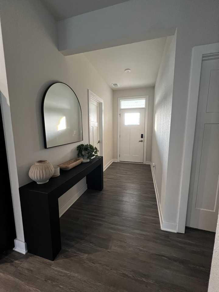 123 Glenmoor Path #NA - Photo 2 of 20