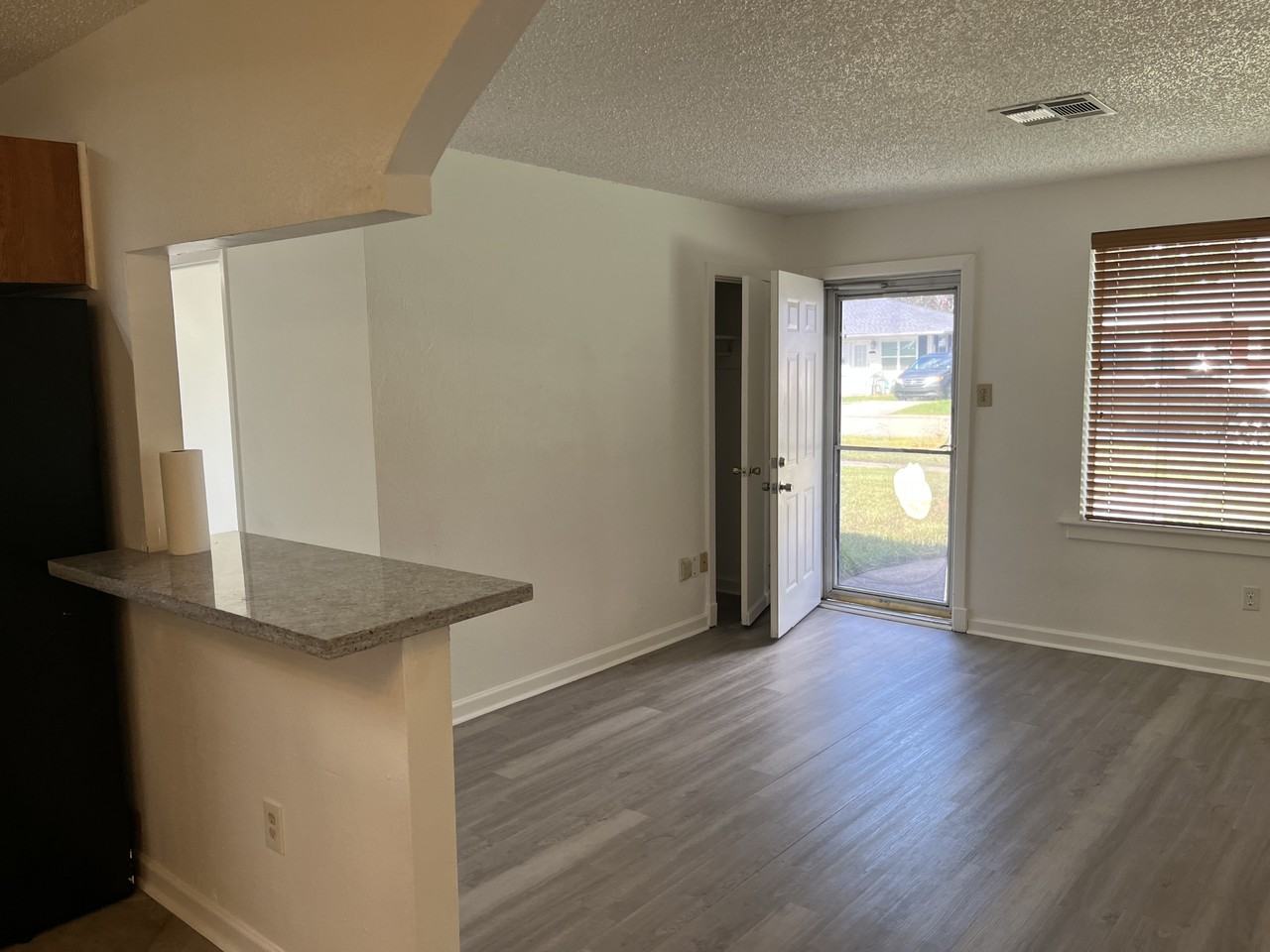 1501 Maine Ave #NA - Photo 6 of 17