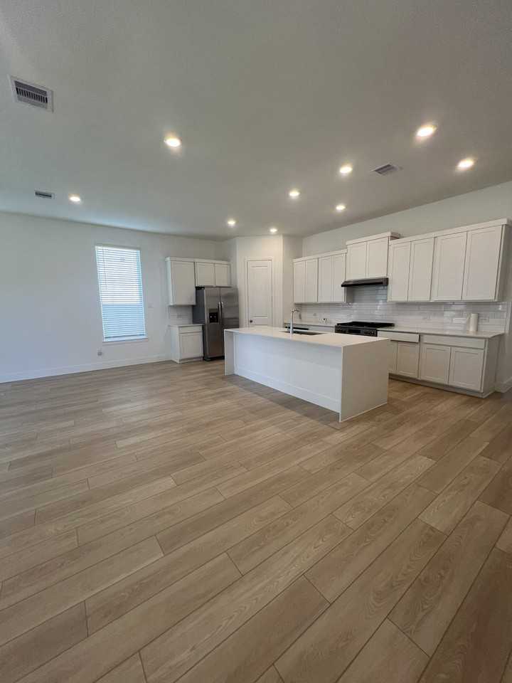 2619 Grove Crest Dr #NA - Photo 7 of 14