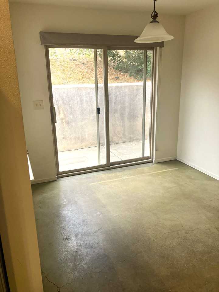 3053 Rockview Pl #NA - Photo 3 of 14
