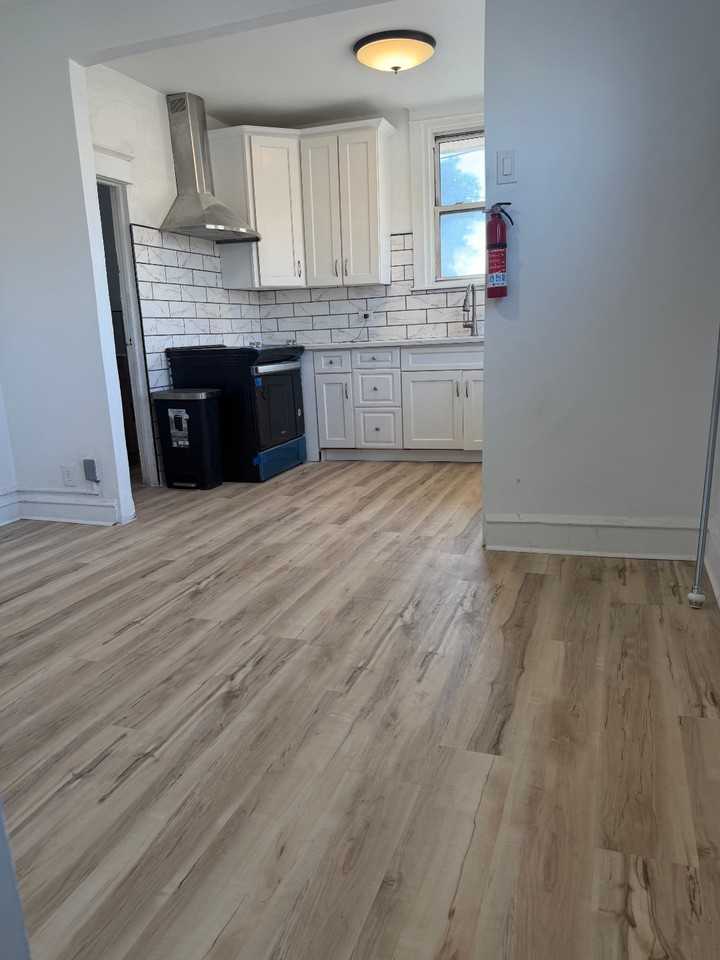 5262 E Roosevelt Blvd #NA - Photo 6 of 10