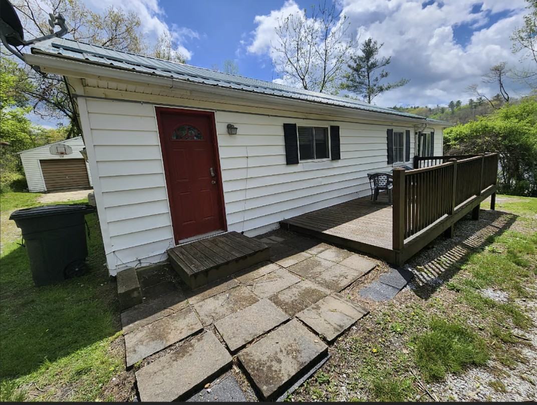 929 Altapass Hwy #NA - Photo 2 of 5
