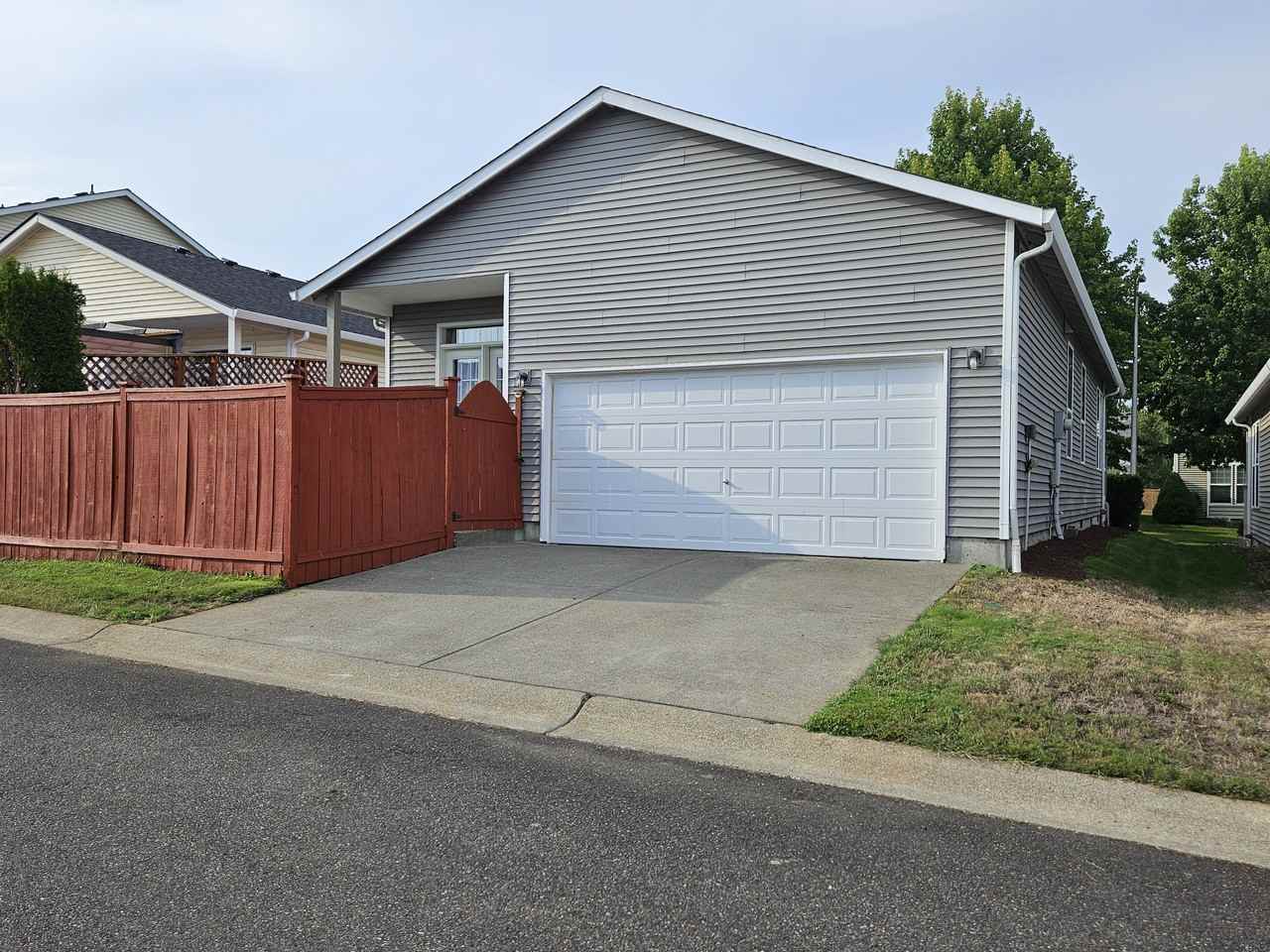 8421 16th Ave Se #NA - Photo 3 of 11