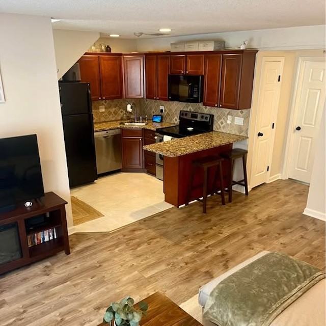 305 Salem St #210 - Photo 6 of 20