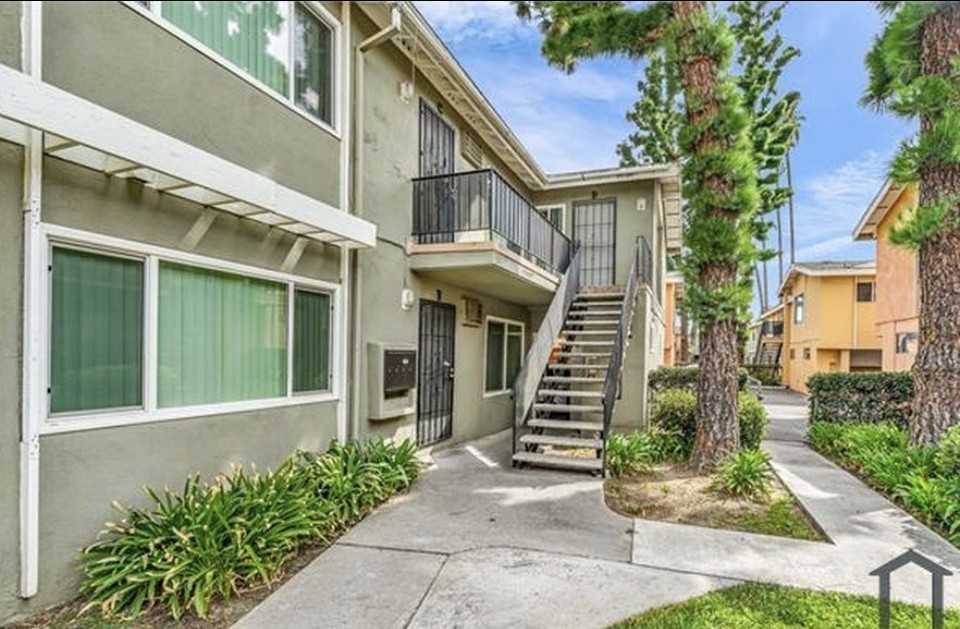 10033 Sepulveda Blvd #D - Photo 2 of 16