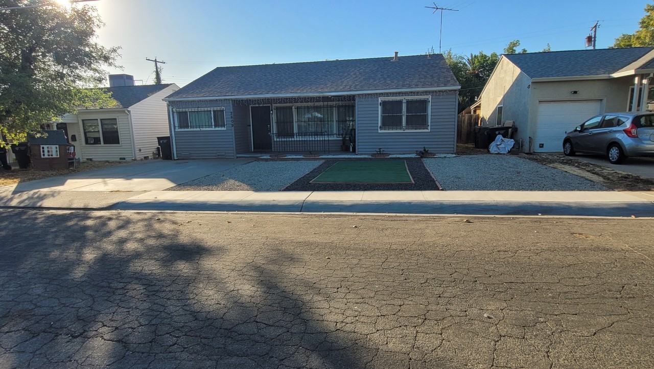 2609 Ensenada Way #NA - Photo 7 of 16
