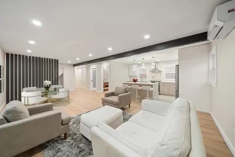 312 Garfield Ave #1 - Photo 5 of 12