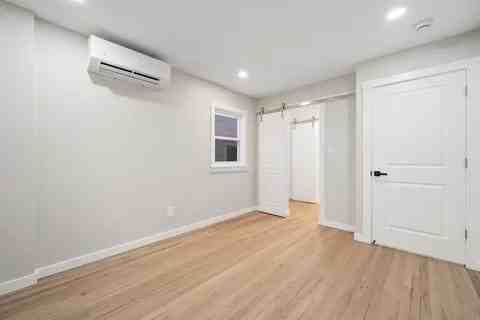 312 Garfield Ave #1 - Photo 7 of 12