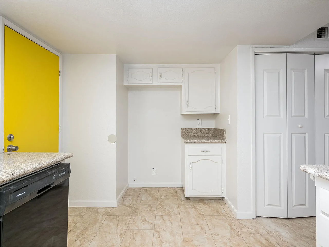 701 S Encina St #F - Photo 3 of 15