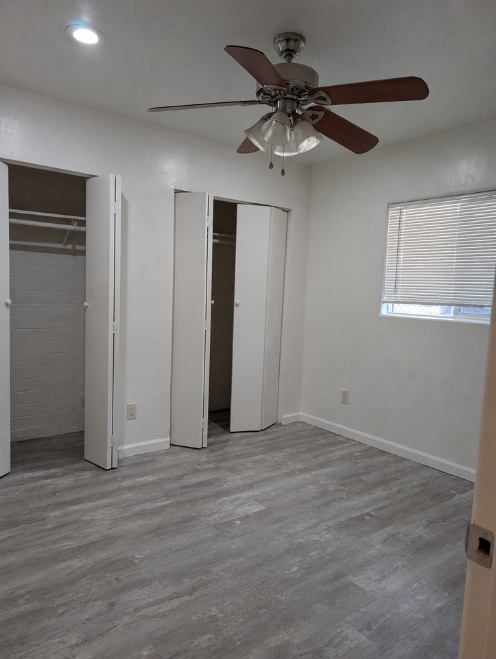 1418 S Stanley Pl #2 - Photo 3 of 9