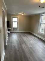 featured image of 1127 Buckland Ave #4