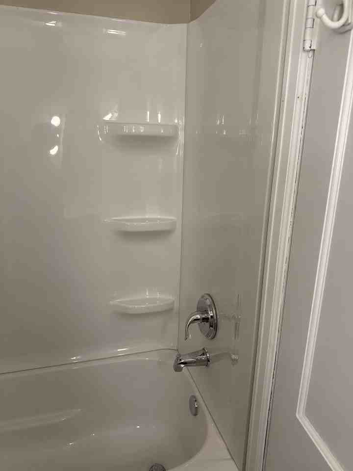 1127 Buckland Ave #4 - Photo 6 of 6