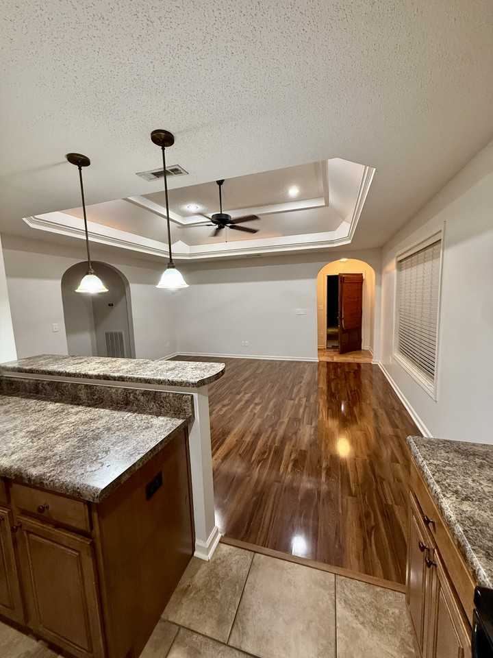 133 Roscommon Rd #NA - Photo 5 of 14