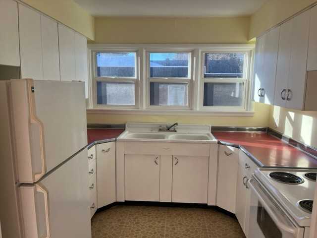 509 E 24th Ave #1 - Photo 5 of 12