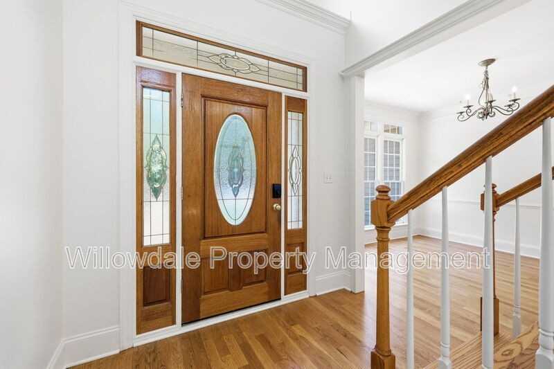 223 Kinvara Ct - Photo 7 of 39