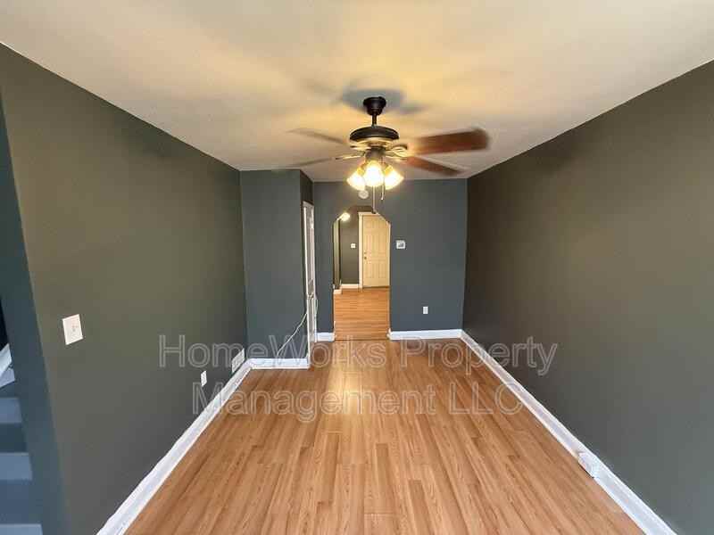 3844 Elmley Ave - Photo 5 of 22