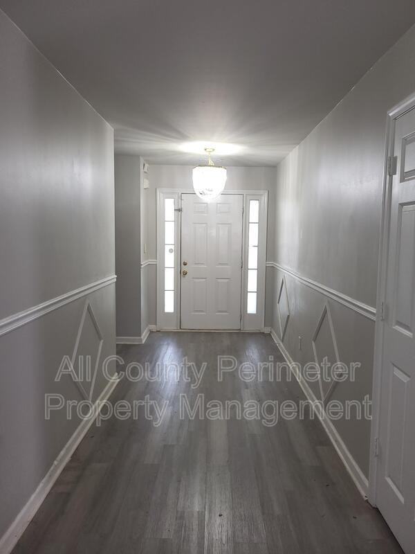 704 White Dove Dr - Photo 3 of 19