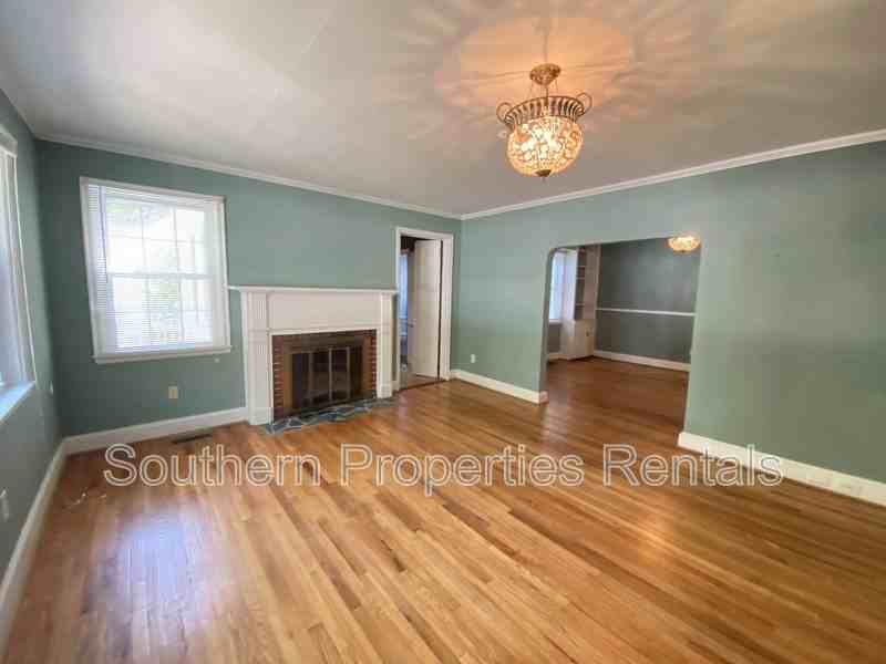 807 Cape Fear Ave - Photo 3 of 24
