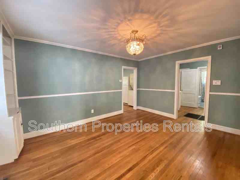 807 Cape Fear Ave - Photo 5 of 24