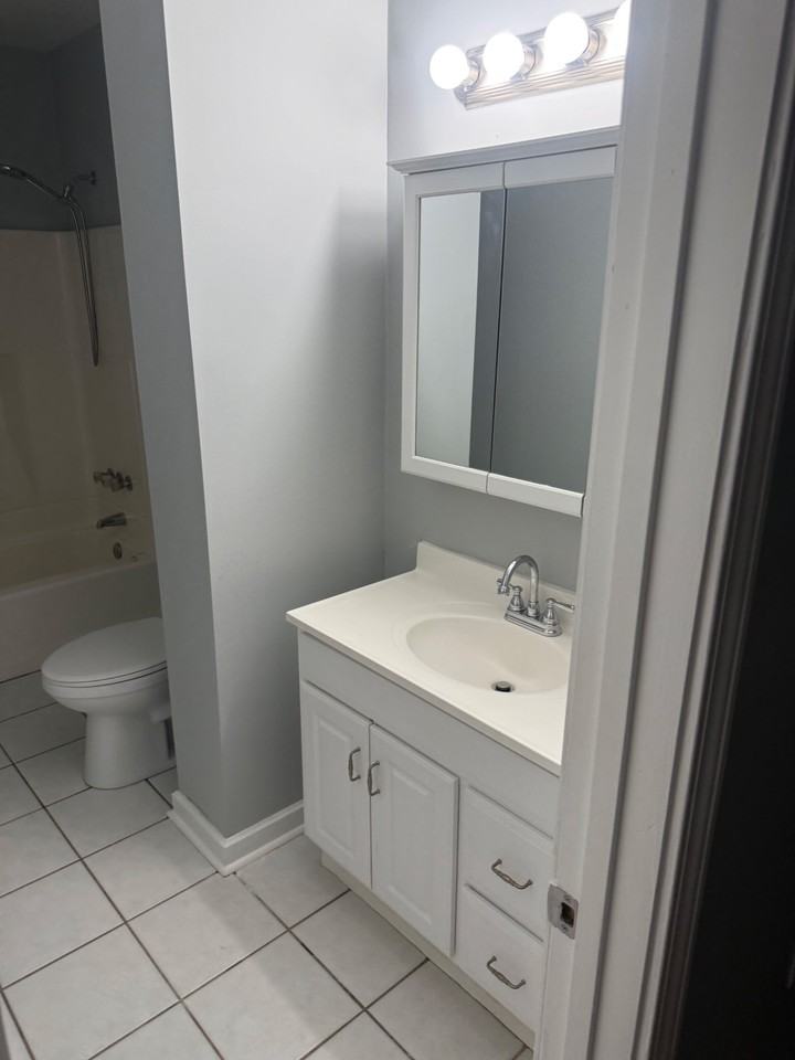 3316 Robert St #1 - Photo 3 of 15