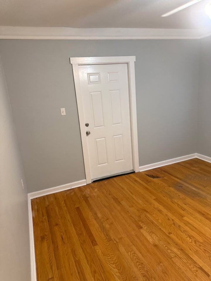 3316 Robert St #1 - Photo 7 of 15