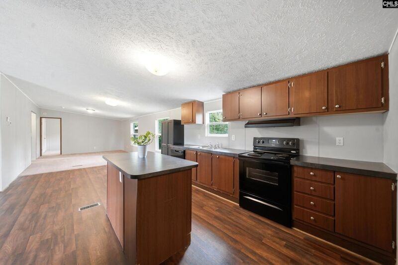 233 Peeler Rd - Photo 6 of 18