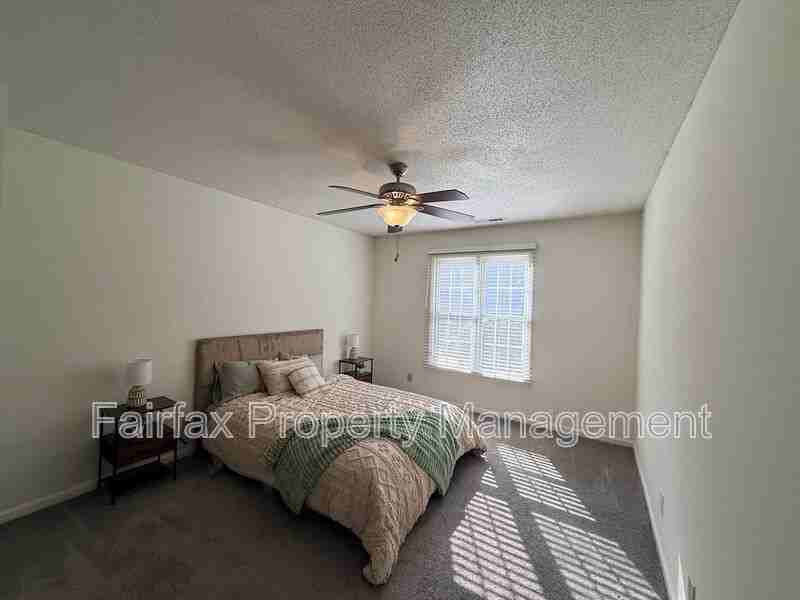 2610 Hitchcock Dr - Photo 4 of 11