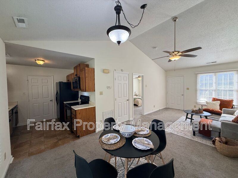 2610 Hitchcock Dr - Photo 7 of 11